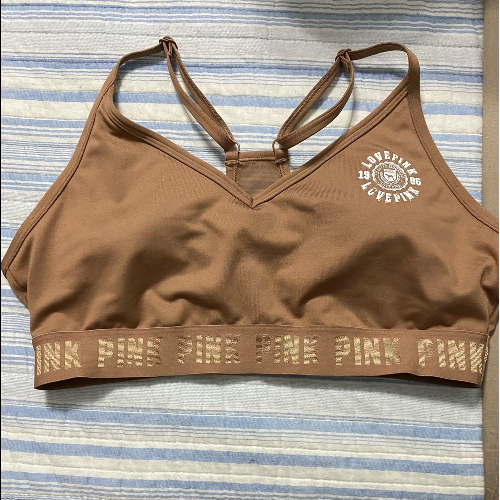 VS sports bra